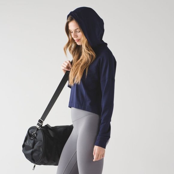 lululemon athletica Tops - EUC Ceremony Pullover Deep Indigo